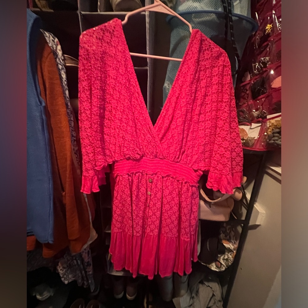 Cute romper size large. Worn once! This is from shopimpressions